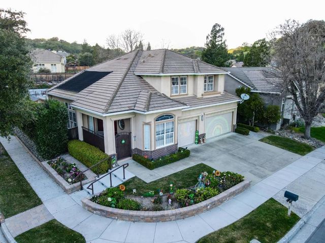 9123 Rancho Hills Drive, Gilroy, CA 95020