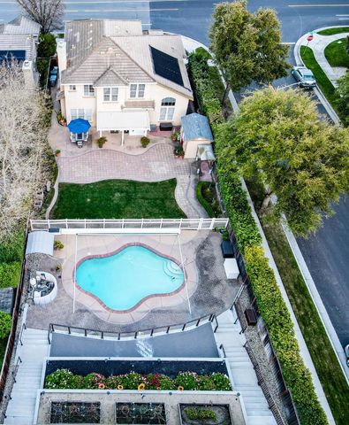 9123 Rancho Hills Drive, Gilroy, CA 95020
