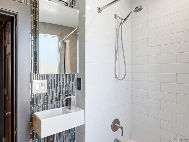 550 S Washington St, Denver, CO 80209