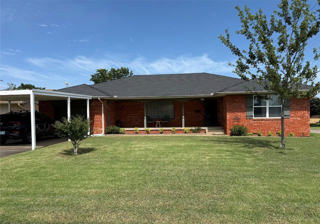 1901 N Oklahoma Avenue, Shawnee, OK 74804