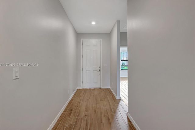 727 SE Boboli Way, Port St. Lucie, FL 34984