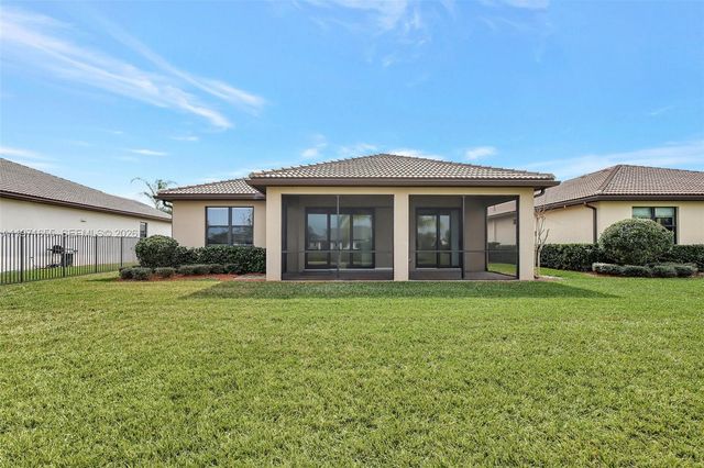 727 SE Boboli Way, Port St. Lucie, FL 34984
