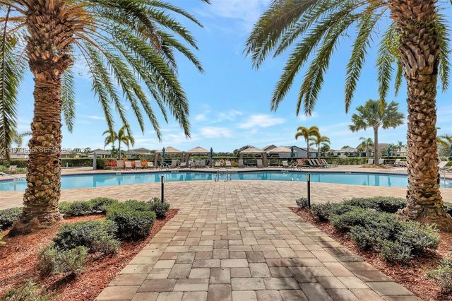 727 SE Boboli Way, Port St. Lucie, FL 34984