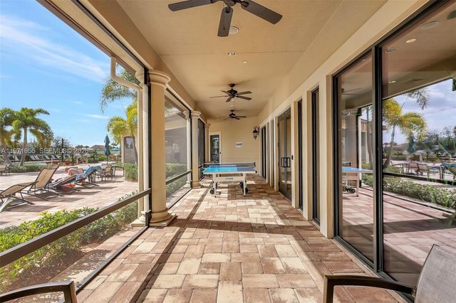 727 SE Boboli Way, Port St. Lucie, FL 34984