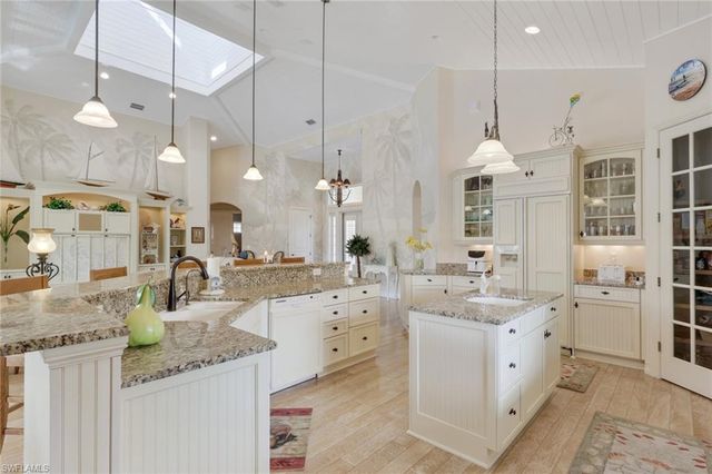 1510 Chesapeake AVE, Naples, FL 34102