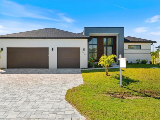 10123 BOYLSTON STREET, Port Charlotte, FL 33981