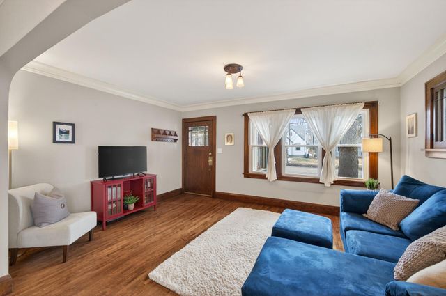 1459 Hamline Avenue N, Saint Paul, MN 55108