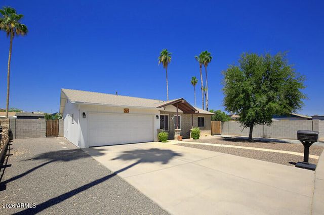 219 E SESAME Circle, Tempe, AZ 85283