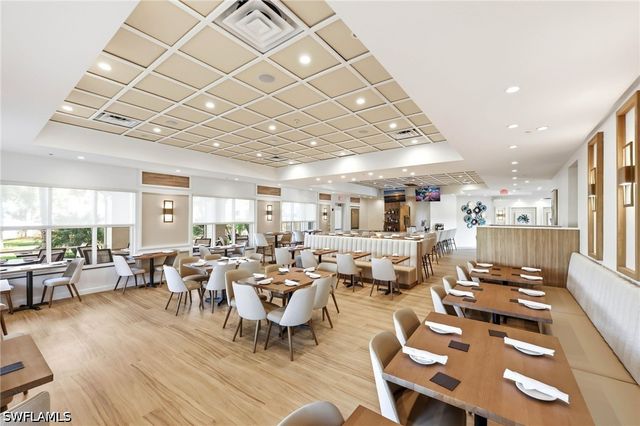 7919 Valentina CT, Naples, FL 34114