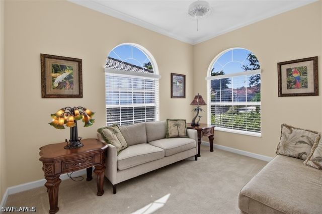 7919 Valentina CT, Naples, FL 34114