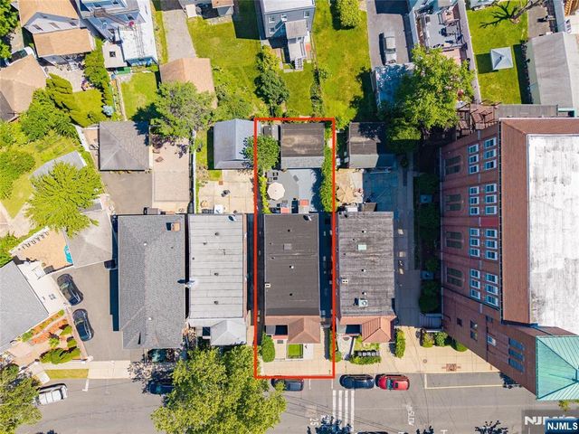 9040 Barr Place, North Bergen, NJ 07047