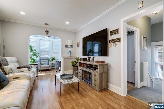 9040 Barr Place, North Bergen, NJ 07047