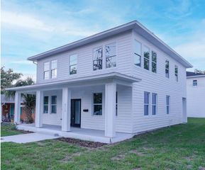 5113 12TH AVENUE N, St Petersburg, FL 33710