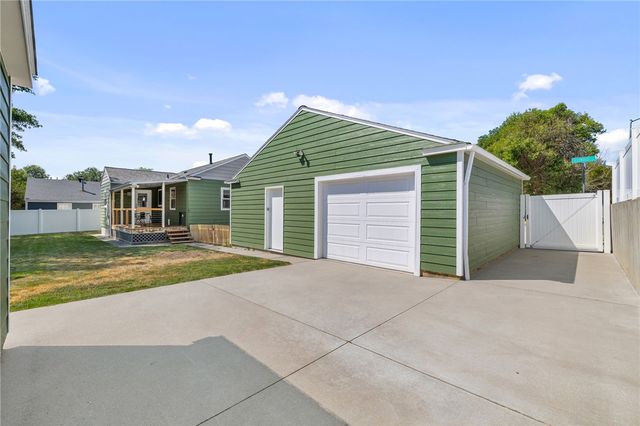 2809 Illinois Street, Billings, MT 59102