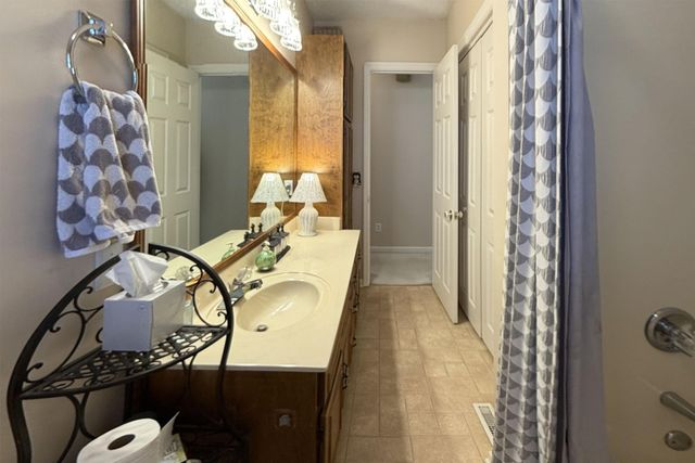 5603 Landrum Court, Ooltewah, TN 37363