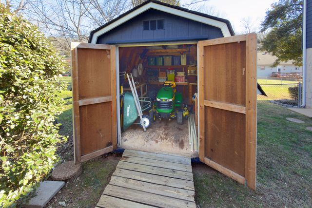 5603 Landrum Court, Ooltewah, TN 37363