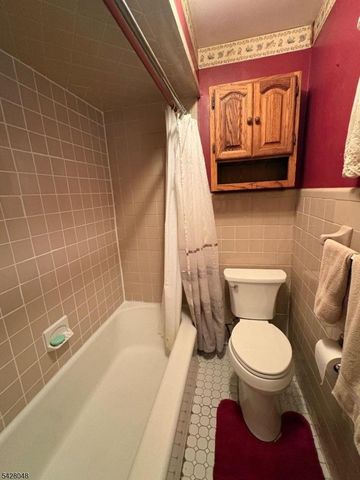 381 Highland Ave, Clifton City, NJ 07011