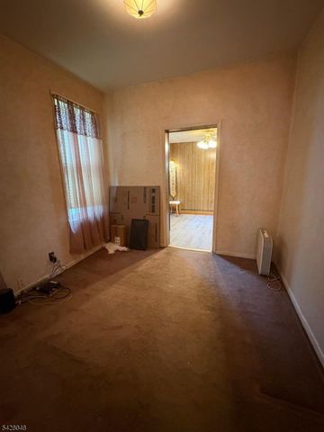 381 Highland Ave, Clifton City, NJ 07011