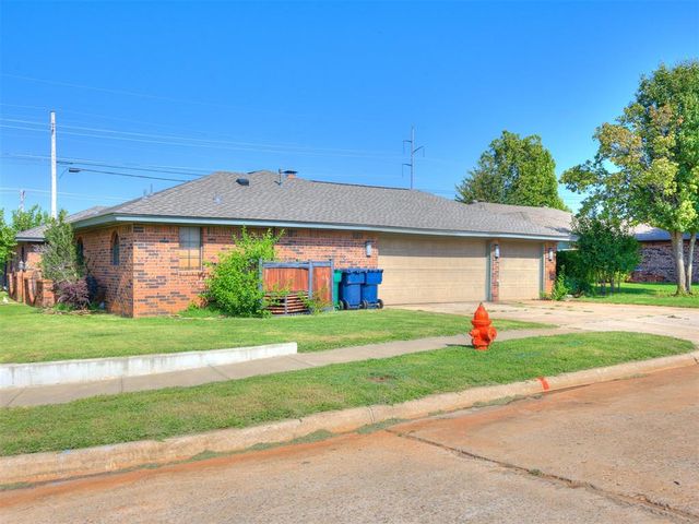 1613 Kingsgate Road, Oklahoma City, OK 73159