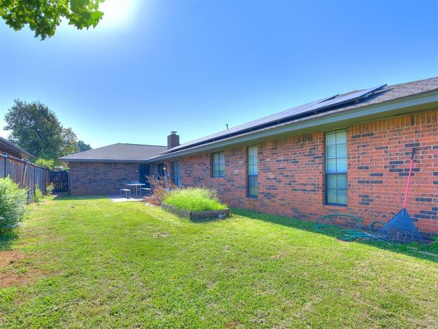 1613 Kingsgate Road, Oklahoma City, OK 73159