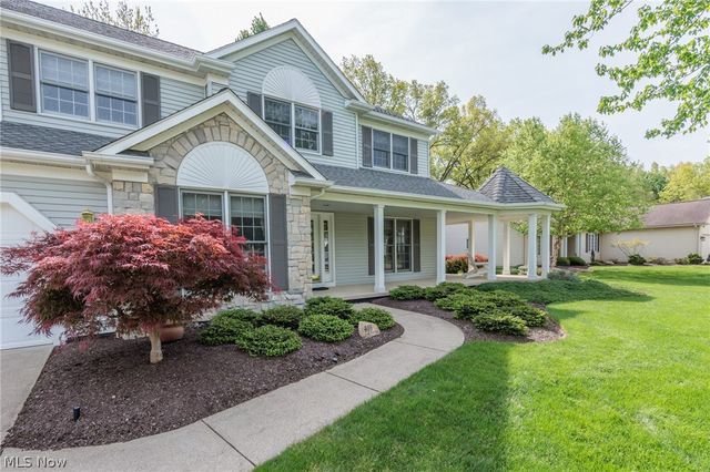 409 Avon Point Avenue, Avon Lake, OH 44012
