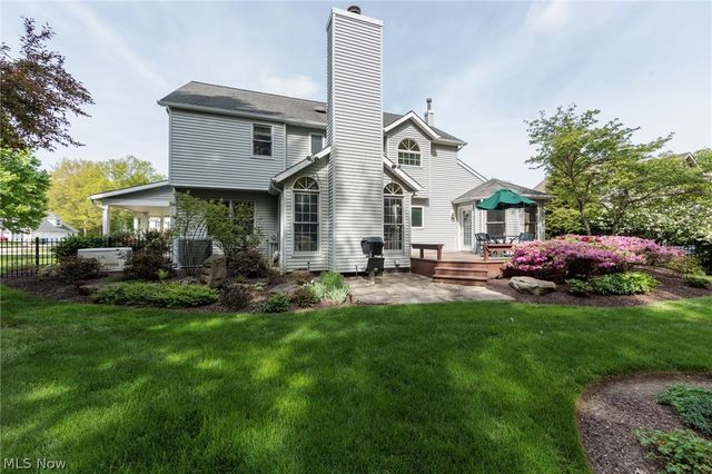 409 Avon Point Avenue, Avon Lake, OH 44012