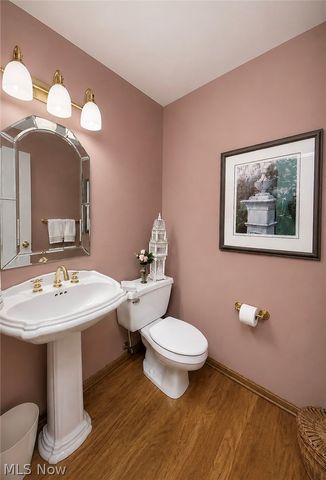 409 Avon Point Avenue, Avon Lake, OH 44012
