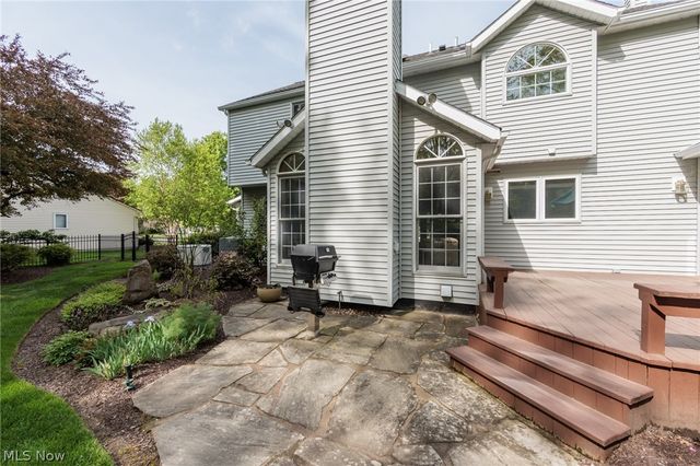 409 Avon Point Avenue, Avon Lake, OH 44012