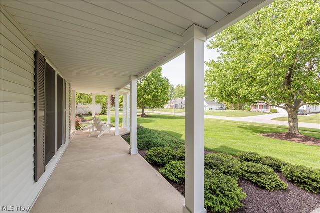 409 Avon Point Avenue, Avon Lake, OH 44012