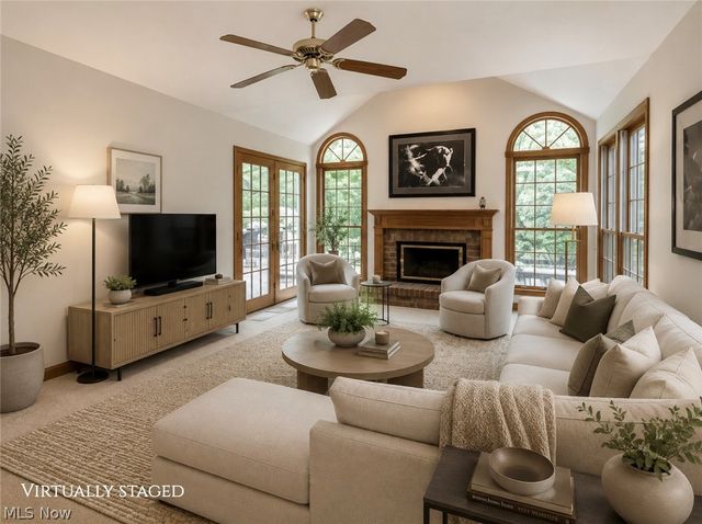 409 Avon Point Avenue, Avon Lake, OH 44012
