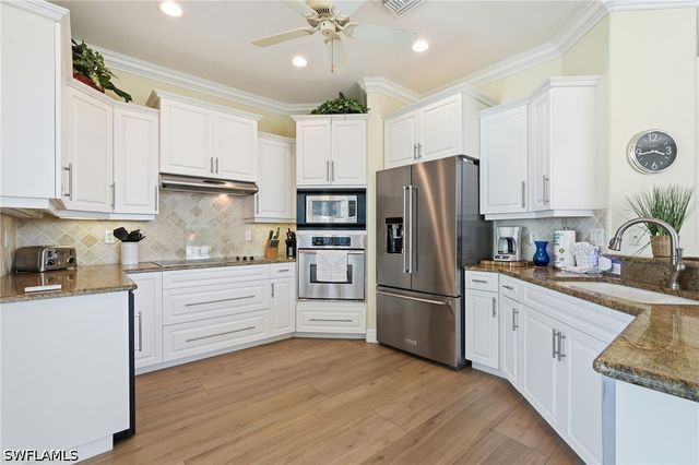 260 Key West CT, Fort Myers Beach, FL 33931