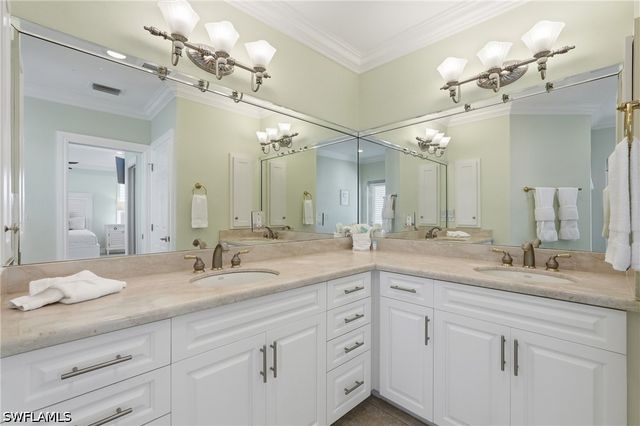 260 Key West CT, Fort Myers Beach, FL 33931
