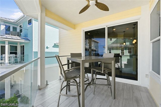 260 Key West CT, Fort Myers Beach, FL 33931