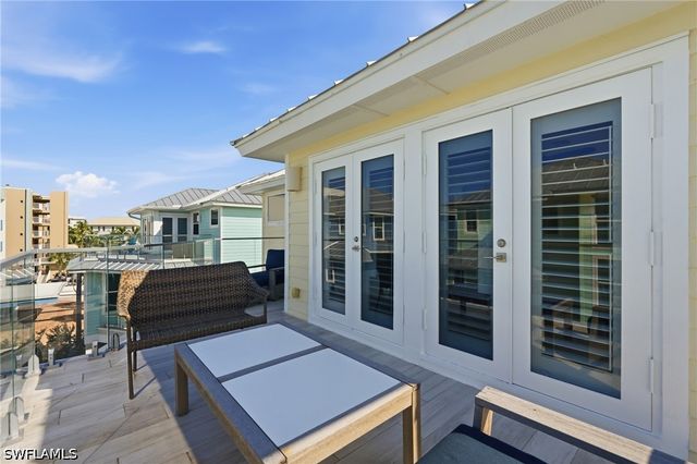 260 Key West CT, Fort Myers Beach, FL 33931