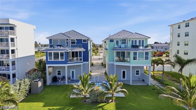 260 Key West CT, Fort Myers Beach, FL 33931