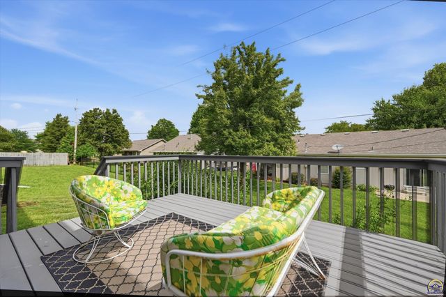 5646 SW 35th TER, Topeka, KS 66614