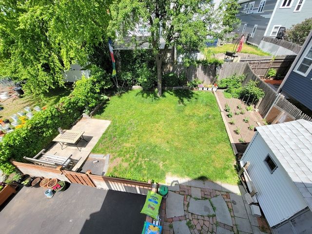 16 Leyden St 2, Medford, MA 02155