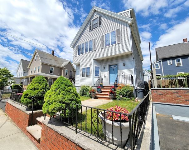 16 Leyden St 2, Medford, MA 02155