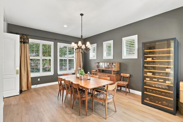 1808 Swan Falls Ln, Roseville, CA 95661