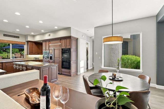1808 Swan Falls Ln, Roseville, CA 95661