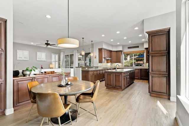 1808 Swan Falls Ln, Roseville, CA 95661