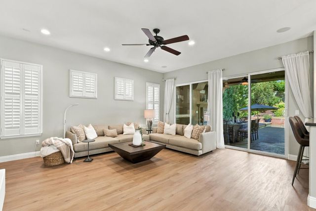 1808 Swan Falls Ln, Roseville, CA 95661