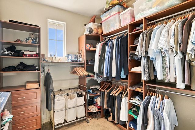1808 Swan Falls Ln, Roseville, CA 95661