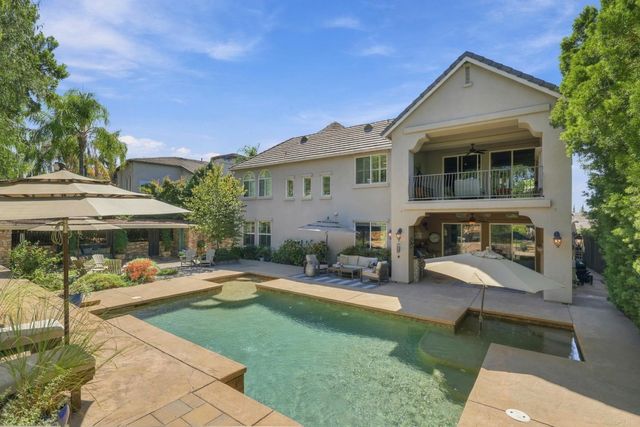 1808 Swan Falls Ln, Roseville, CA 95661
