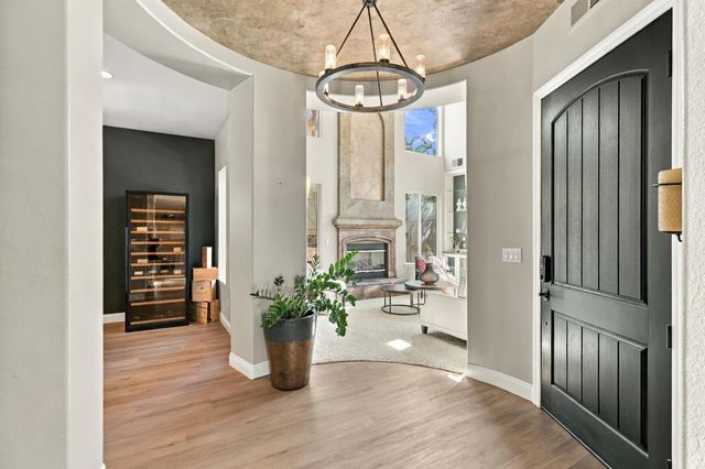 1808 Swan Falls Ln, Roseville, CA 95661