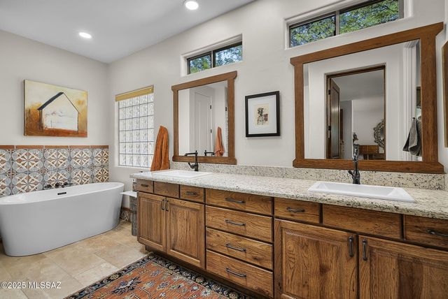 19 Calle Maria Elena, Tubac, AZ 85646