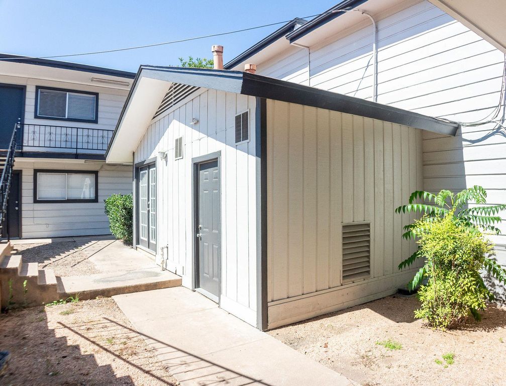 924 E Dean Keeton ST 127, Austin, TX 78705