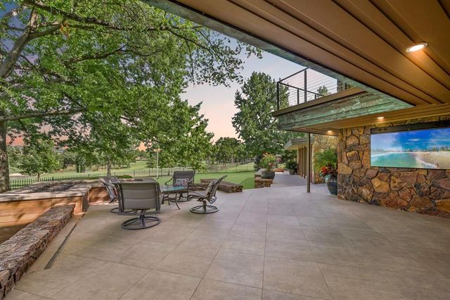 1205 Oak Tree Drive, Edmond, OK 73025