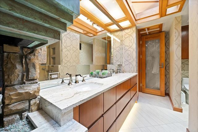 1205 Oak Tree Drive, Edmond, OK 73025