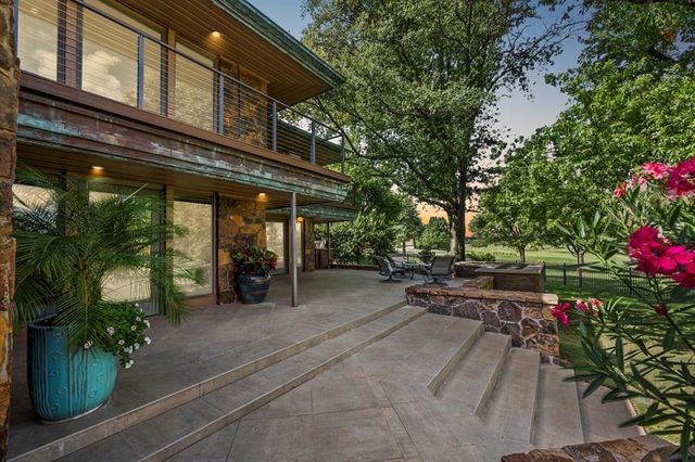 1205 Oak Tree Drive, Edmond, OK 73025